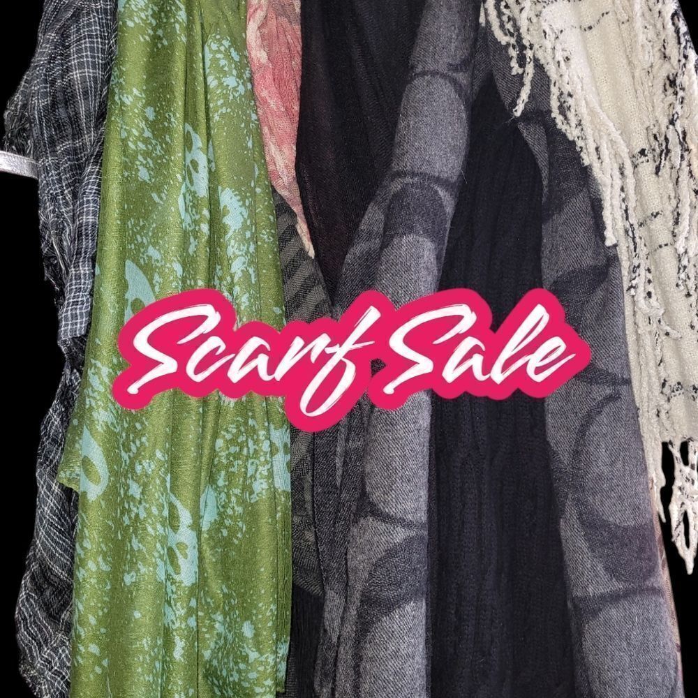 Buyer's Choice Scarf